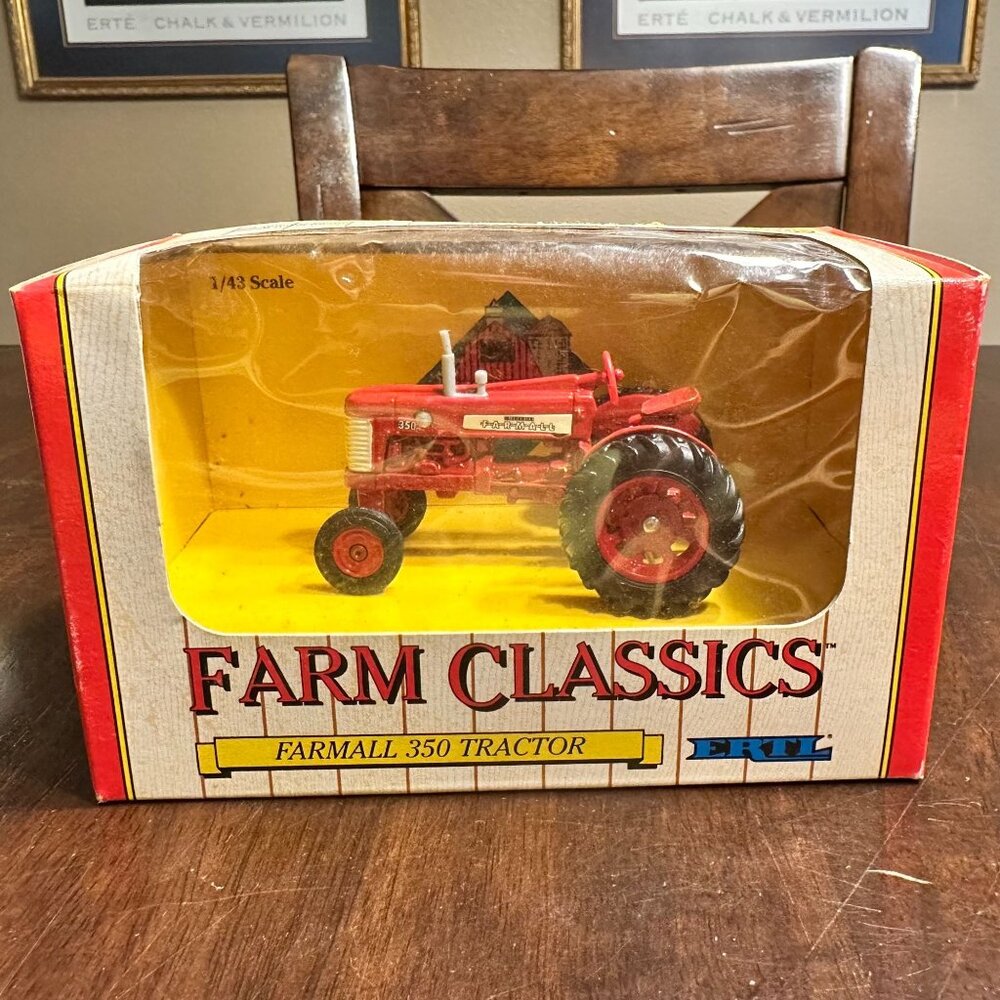 Ertl 1/43 Scale Farmall 350 Tractor Die-Cast Farm Classics In Original Box